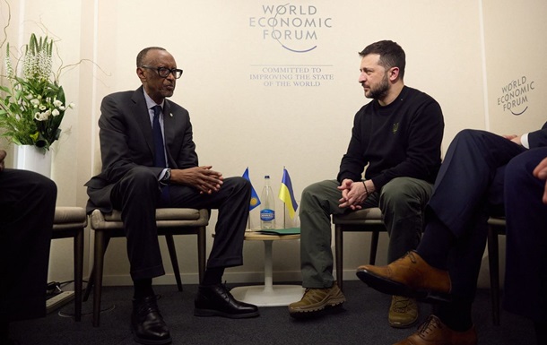 Зеленський зустрівся з президентами Руанди й Сінгапуру