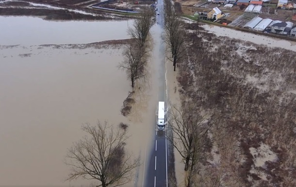 В ГСЧС показали масштабы паводка в Закарпатье