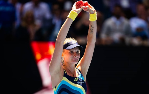 Ястремская оставила патриотическую надпись на телекамере на Australian Open