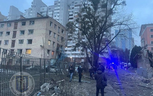 В результате ракетной атаки на Киев погибла женщина