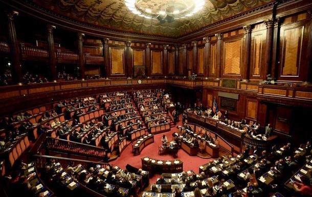 Сенат Италии одобрил поставки Украине оружия в 2024 году