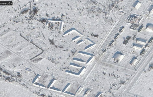 У мережі з явилися супутникові знімки з російського аеродрому Енгельс-2