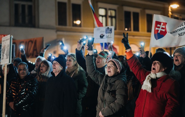 У Німеччині та Словаччині пройшли нові протести