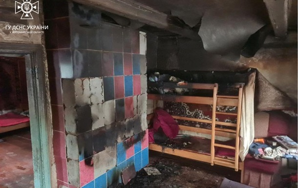 В результате пожара на Житомирщине погибли маленькие дети