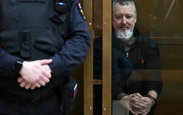 Засудженого в РФ Гіркіна можуть відправити з колонії на війну 