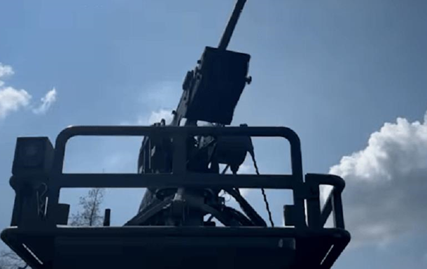 Унікальна військова операція: бойовий робот знищив позиції росіян