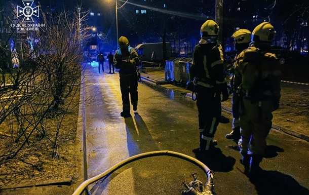 В Киеве произошел взрыв в доме, погиб юноша