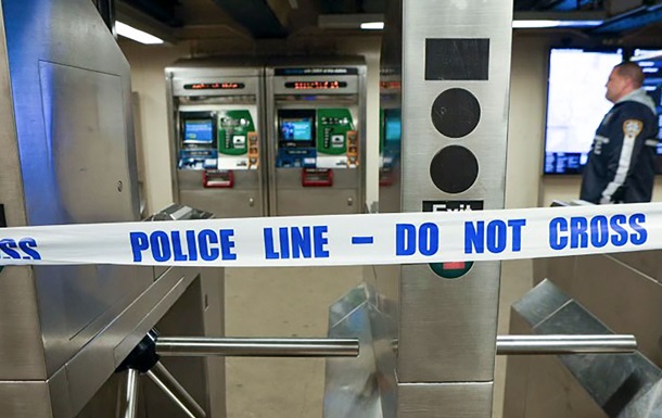 У метро Нью-Йорка сталася стрілянина, є загиблий і поранені