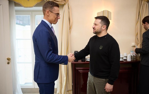Зеленський вперше зустрівся з новим президентом Фінляндії