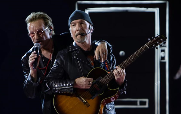 Фронтмен группы U2 призвал американцев поддержать Украину