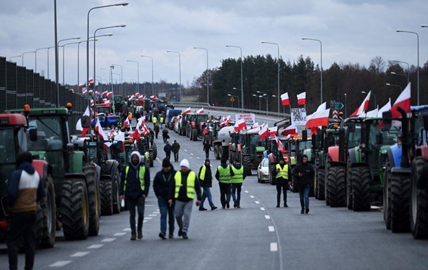 У Польщі планують продовжити блокування кордону