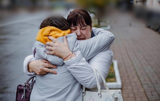 Україна повернула з окупації двох дівчаток