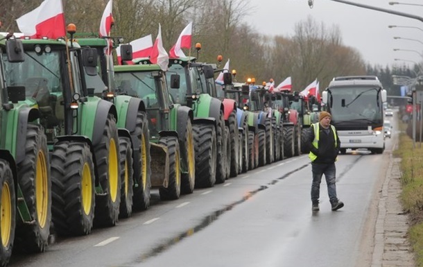 Поляки возобновили блокаду шестого КПП на границе с Украиной