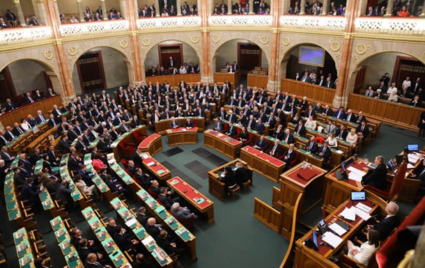 Угорщина ратифікувала заявку Швеції в НАТО