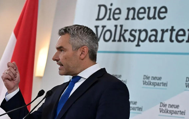 В Австрии заявили о необходимости сесть за стол переговоров с РФ