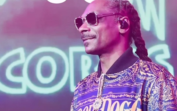 Snoop Dogg купил украшение в поддержку Украины