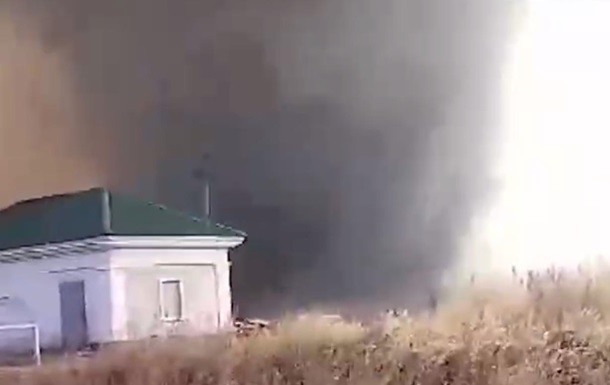 У російському Примор ї вирують пожежі: зафіксовано палаючий вихор