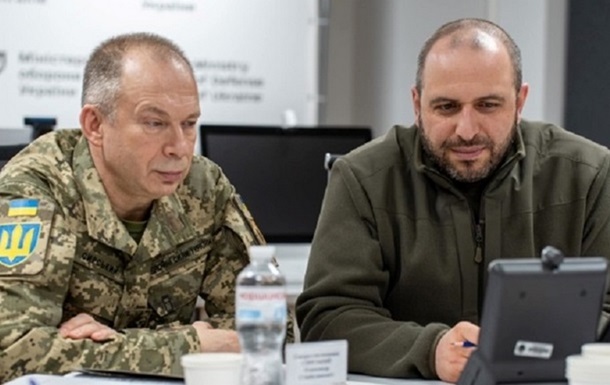 Умєров і Сирський провели розмову з керівником Пентагону