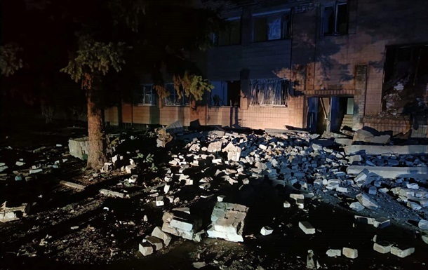 Россияне ударили по Чугуеву, есть пострадавшие и разрушения