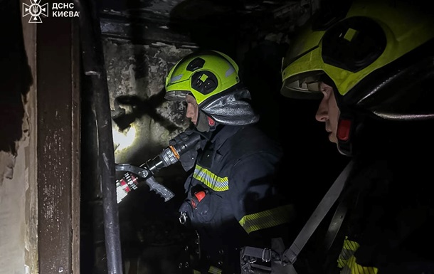 У Києві під час пожежі у п ятиповерхівці загинули двоє людей