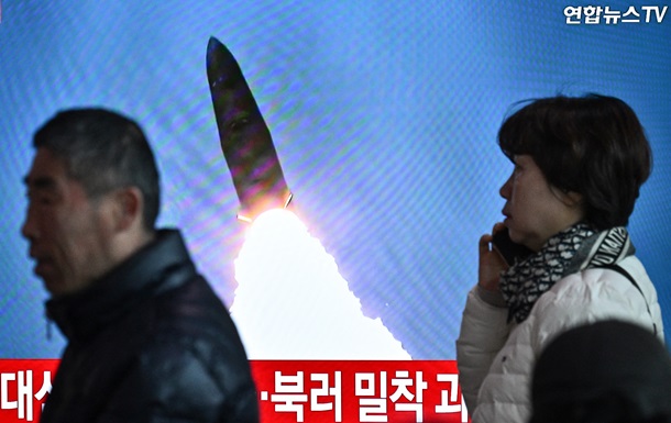 КНДР запустила кілька балістичних ракет