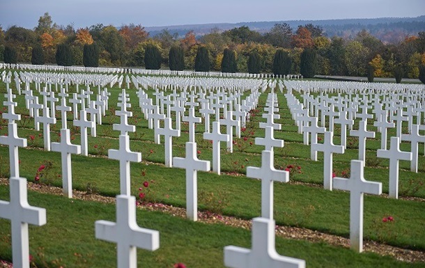 Як в США: під Києвом побудують військове кладовище