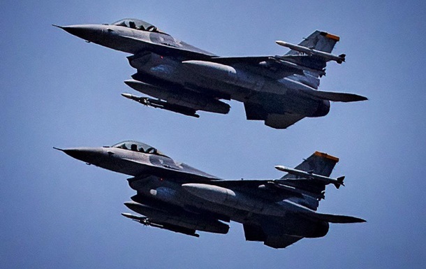 Бельгія виділила два літаки і 50 військових для навчання українців на F-16 