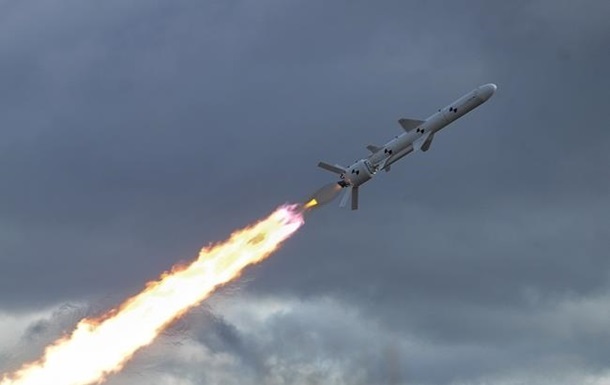ЗМІ: Україна почала виробництво високоточних ракет та систем ППО 