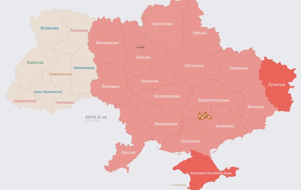 Більшу частину України охопила повітряна тривога