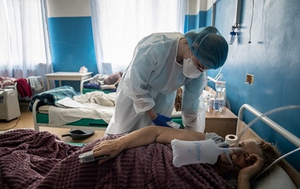 За тиждень від COVID-19 і грипу в Україні померли 28 людей