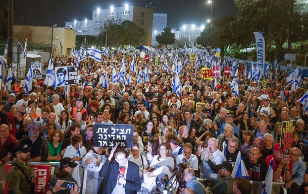 В Израиле начались антиправительственные протесты