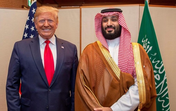 Трамп тайно говорил с президентом Саудовской Аравии - СМИ
