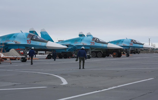 На аеродромі Морозовськ у РФ знищено літаки - ЗМІ