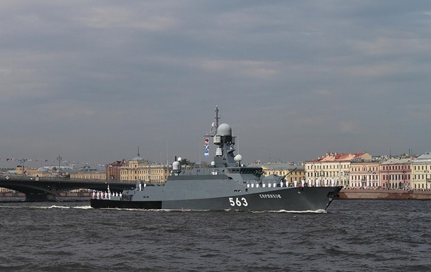 Поврежденный на Балтике корабль РФ хотела перебросить в Черное море - ГУР