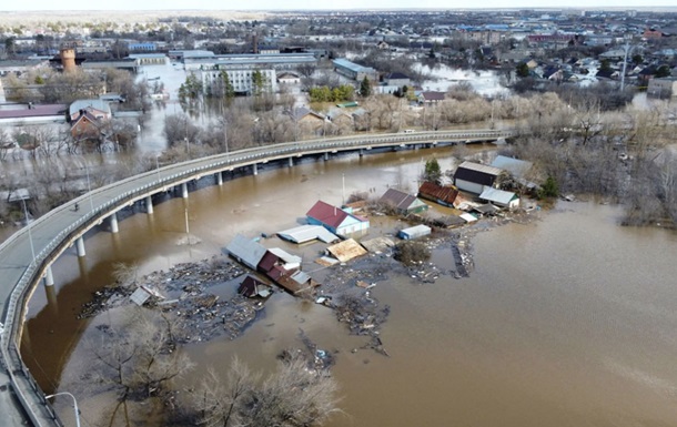 МЧС России могло скрыть смерти людей во время наводнения - СМИ