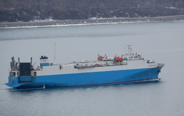 СМИ: Китай ремонтирует судно России, перевозящее северокорейские боеприпасы