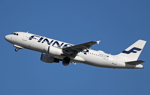 Два фінські літаки не змогли приземлитися в Естонії через проблеми з GPS