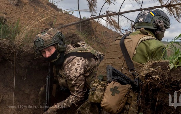 Фронт: где давит, а где отступает российская армия