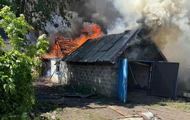 Россияне ударили Ураганами по Горняку в Донецкой области: есть погибшие
