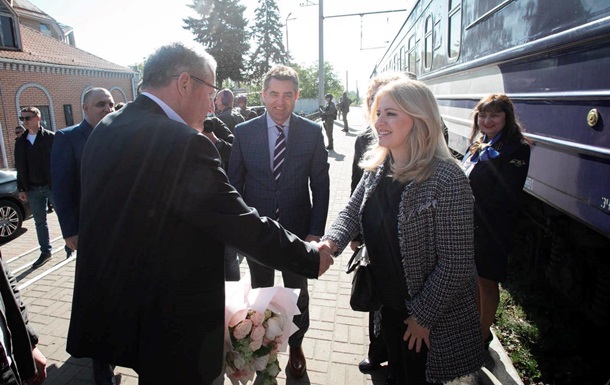 Президент Словаччини прибула з візитом у Київ