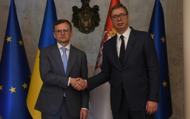 Кулеба поддержал членство Сербии в ЕС после встречи с Вучичем