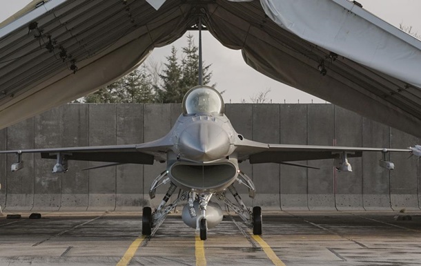 F-16 і ППО: Данія виділила 750 млн євро Україні