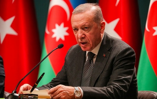 Ердоган помилував колишніх генералів, засуджених за переворот 1997 року