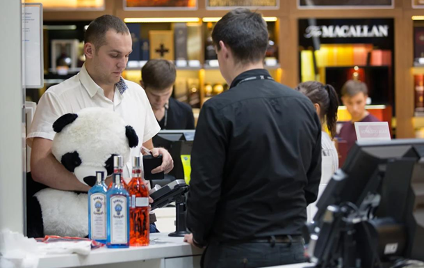 В РФ з являться магазини для обраних, де можна буде розплачуватися валютою