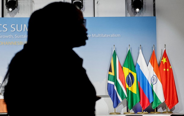 Бразилия и Индия отправят на Саммит мира младших членов правительства - СМИ