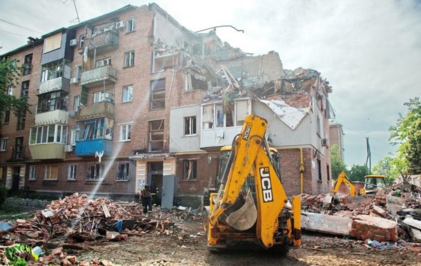 Атака на Харків: у зруйнованому будинку знайшли вісім загиблих