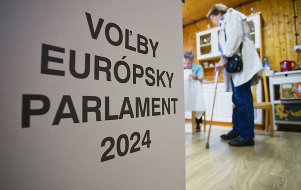 Европейская народная партия лидирует на выборах в Европарламент