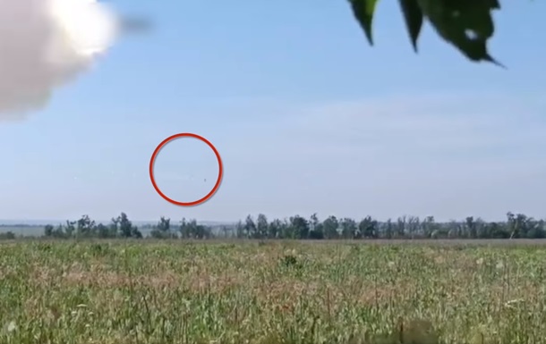 Сили оборони показали відео збиття ворожого Су-25