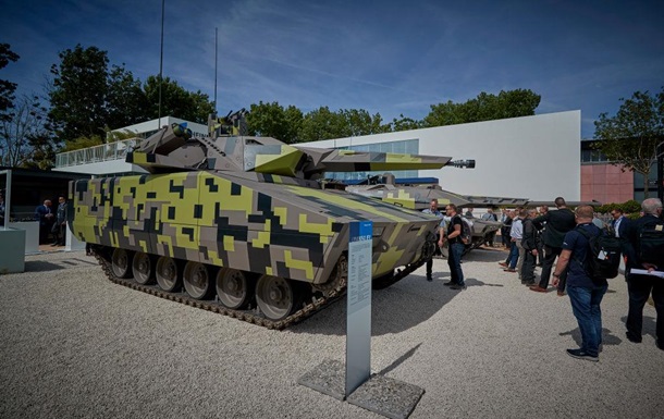 Украина начнет производить немецкие бронемашины Lynx