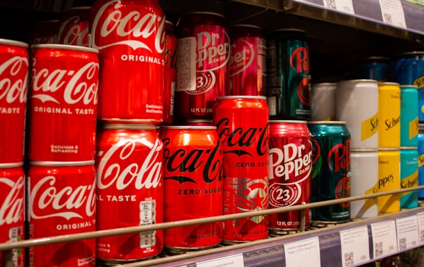 Coca-Cola та Pepsi продовжують працювати в Росії попри заяви - ЗМІ